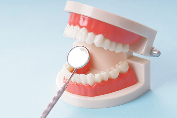 How A Family Dentist Provides Gum Disease Treatment
